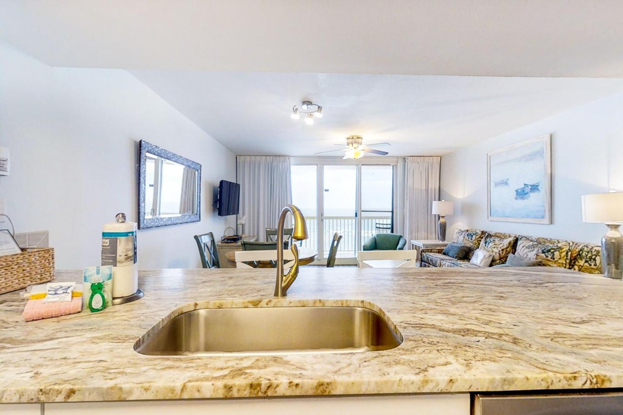 Pelican Beach Resort Destin Bilik gambar
